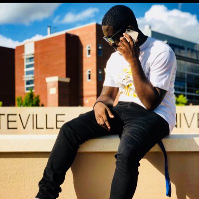 trumal1's tweet photo. #NewProfilePic https://t.co/mP3ttIEnSG