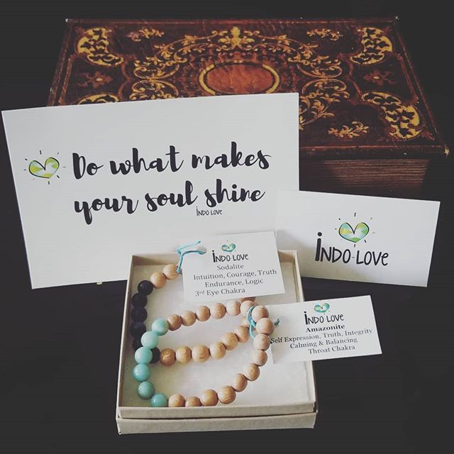 Thank you, @indolovejewelry! Loving my new Soladite and Amazonite! Fits in perfect with my collection. 🤗💓
#indolovejewelry #dowhatmakesyoursoulshine #amazonite #soladite