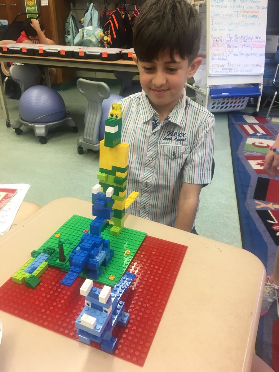 MrsJaworowski's tweet photo. More #LEGO creations ❤️ https://t.co/biMyzV72IY