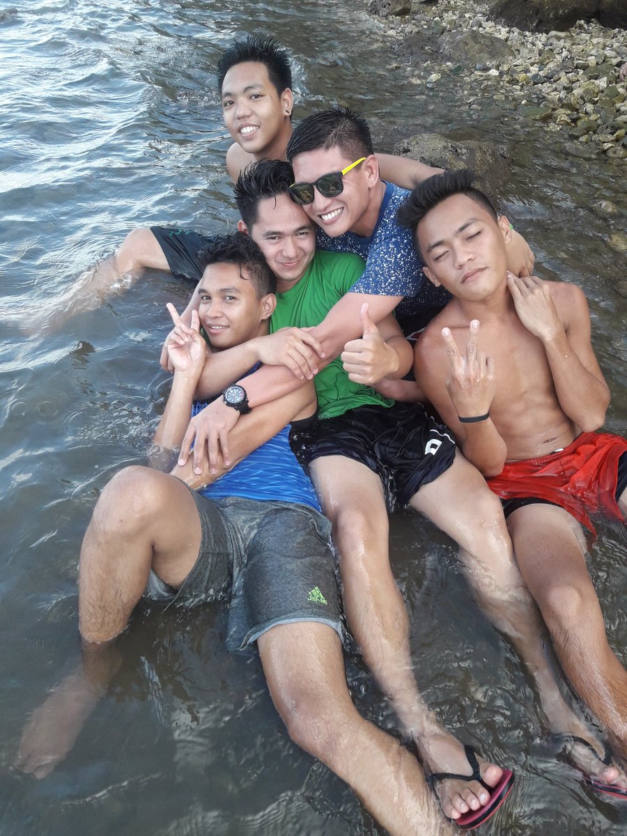 gilbert_sedigo's tweet photo. Being gay and loved by your boy friends is an overwhelming feeling. Despite of your gender preference they still accept you and I am beyond grateful about it mga dzing.
#Gay #Lovewins #Lgbt #love #acceptance #Philippines #Beach #Bindoy https://t.co/c80xIH3RqY