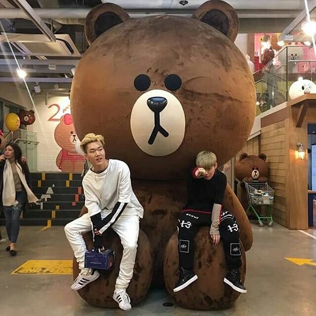 ryeokhwan's tweet photo. 48. Bully x Luda | #Bulluda
เราชอบค.สัมพันธ์ของคู่นี้มากๆเลย หลากหลายเรื่องที่อยากพูดแต่พูดเป็นคำพูดไม่ถูก ได้แต่ขอบคุณลดาเป็นพันครั้งที่ช่วยดูแลปยองมาตลอด อยู่ด้วยกับน้องนานๆนะคะพี่ซูริน https://t.co/l4MvIpXJ6R