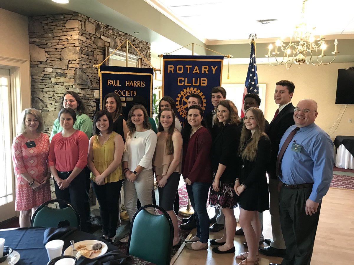 DinoTeppara's tweet photo. Great day at #rotary @LexingtonCounty - we gave out $31,000 in college scholarships to 16 deserving students! #MakingSCProud #EducationSC #sctweets https://t.co/eoOu0hEbqI