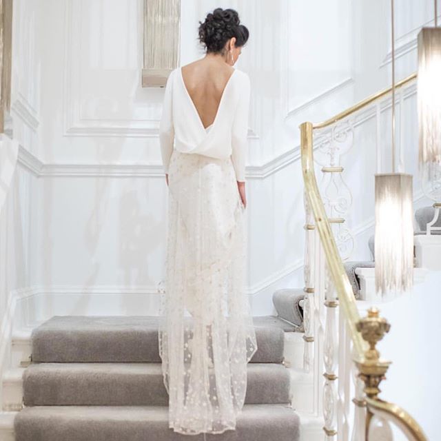Halfpennylondon's tweet photo. The lovely Laura top and star skirt for a simple but utterly magical look.... .
.
.
.
.
#londonbride #weddingdresseslondon #halfpennylondon #coolmantic #britishbridal #bridalwear #fashionbride #coolbride #halfpennybride #citybride https://t.co/krO9BIdAOj https://t.co/4mKDE87VhJ