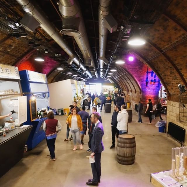 Wee timelapse from last Friday! This wkend we're two places at once! @platform_gla And <a href="/thefoodnflea/">food + flea market</a> for @britishstreetfood Awards! Double chance to get your crème brûlée fix! ift.tt/2jpIpl6