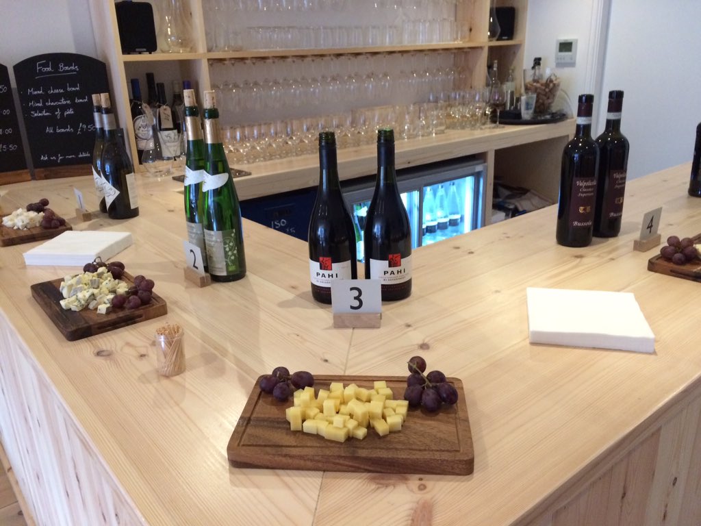 Harrogate Wines tweet media