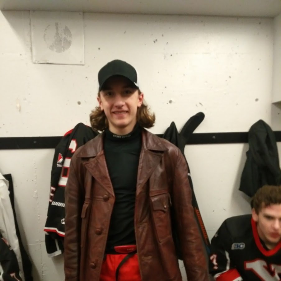 YRivermen's tweet photo. Rivermen hockey is proud to share, Hunter Brown taken in the 7th round by @Rebelshockey . Congratulations Hunter ! Red Deer, you got a quality young man and a very good hockey player. #TrueNorthernPride #HockeyYukon #ChanceOil https://t.co/oAYg7DPLzA