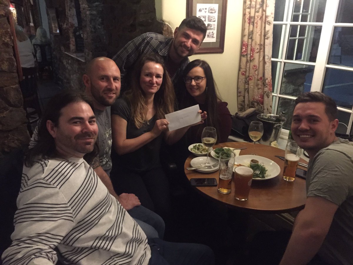RoseAndCrown_'s tweet image. Well done to our winning team this month!!! #quizwinners #quiznight #menushowcase