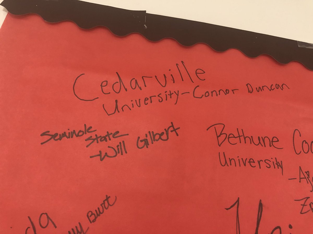 RogerJodyD's tweet photo. College Decision Day at school today!  So excited to see what the future holds! @cedarville #SCAclassof2018 Thank you to our amazing guidance counselor @malloryreveritt for making this a great day for our seniors! https://t.co/SuDydhHig2