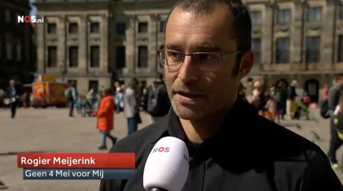 RVeelo's tweet photo. Omdat je het respect niet kan opbrengen om mensen 2 minuten per jaar de stilte te geven om de doden uit WO2 te herdenken kom je op het Journaal. Chapeau @NOS! https://t.co/gNZ91xizDy