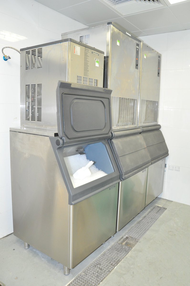 Inox_Kitchen's tweet photo. Larger capacity of ice storage machine for bar station supply. A side from Claw Restaurant!
#Cold #IceStorage #HiltonHotel #DoubleTree #InoxQatar #InoxFactory #LoveQatar #IceStorageBin #BarStation #Chef https://t.co/UTrog5IWY3