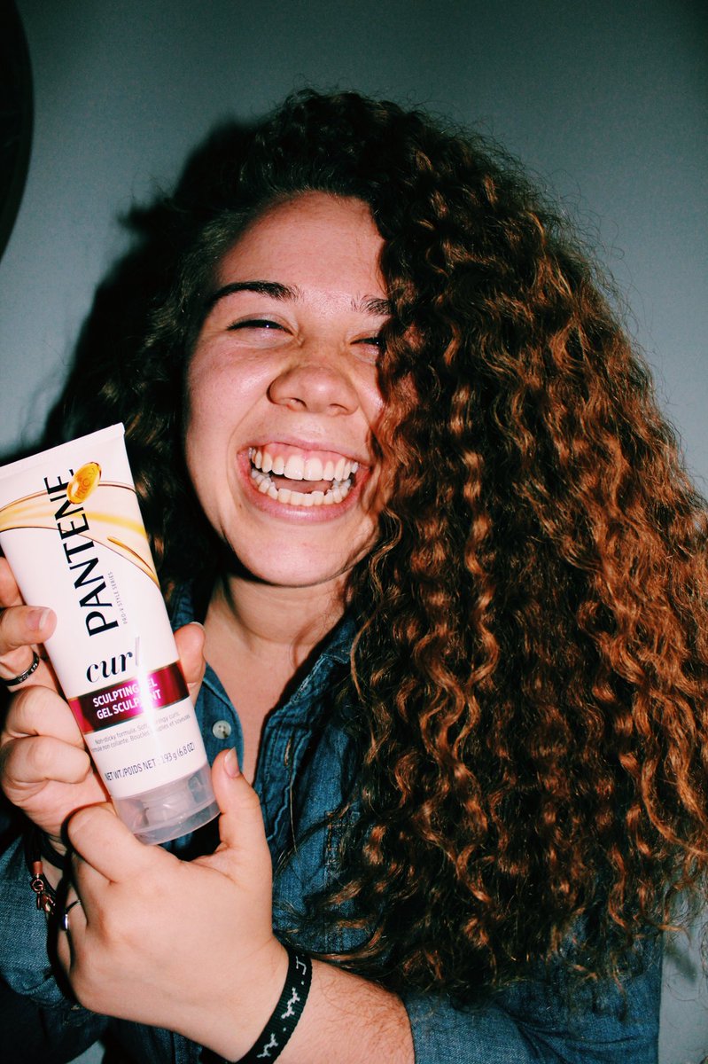 samEv5's tweet photo. No shame y’all. Gotta use what the good lord gave me. Notice me @Pantene #PanteneHair #NextLevelHair https://t.co/xkKAHhsBOw