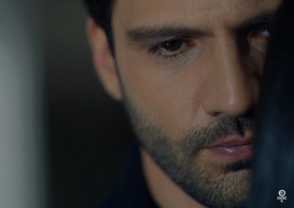 hepmiguzelim's tweet photo. H O Ş Ç A K A L     A Ş K I M  !  !  🖤❤️

#ZeyMir #HazalFilizKüçükköse #KaanUrgancıoğlu https://t.co/MAJN9SupMC