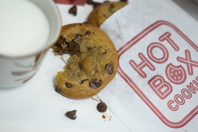 hotboxcookies's tweet photo. It's National Chocolate Chip Day! You know what that means 😎. Like and retweet for a chance to win 12 FREE cookies! Entries must be received by 5/17 11:59 PM CST. Winner will be chosen on 5/18. No purchase necessary. Void where prohibited. See our website for details. https://t.co/5fAQpCLG1q
