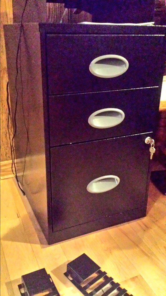 Riboflacyd's tweet photo. @StaplesCanada 
I am at a loss. What do I do with these floppy, bendy metal things? https://t.co/XcchVXShKL