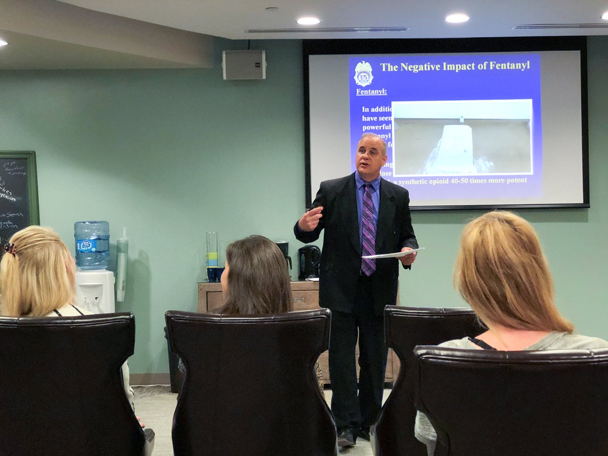UTPUI_Addiction's tweet photo. Many Thanks to @DEAHQ Special Agents Wendell Campbell, Gina Giachetti, &amp; Armando Talamantez for their Coffee Talk on #Fentanyl in counterfeit pills, heroin, &amp; other drugs. A stark reminder for more effective #Education and #intervention strategies at all levels. #UTPopUp2018 https://t.co/L0902ysSt6