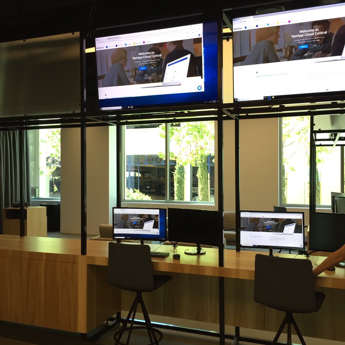 JaylinWeb's tweet image. #NetAppDVC is a perfect place for #Elio to live in #DataVisionaryCenter #NetApp #OpenHouse @NetApp