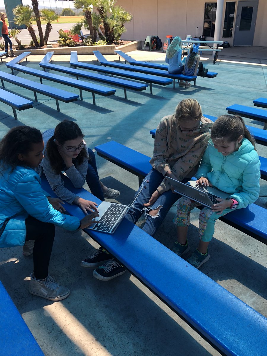 KateAndersonEDU's tweet photo. 6th grade buddies helping 3rd graders research biodegradable cutlery options for school lunches #DMHeights #DMUSD #plasticpollution #plasticfree #plasticwaste #studentvoice https://t.co/l8L72zP9GT