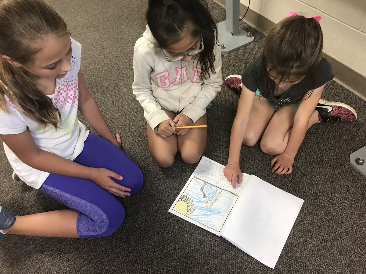 mlrmrsk's tweet photo. Kindergarten “book buddies” reading their plant books to us‼️#elaunit@meadowlarkproud https://t.co/nyr2BqIYWD