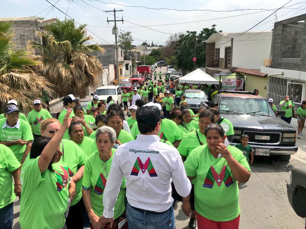 manolojim's tweet photo. ¡Buenas tardes Saltillo! ¡Vamos a muy buen paso recorriendo nuestras calles! #SigamosJuntos https://t.co/nVbYK3OFSi