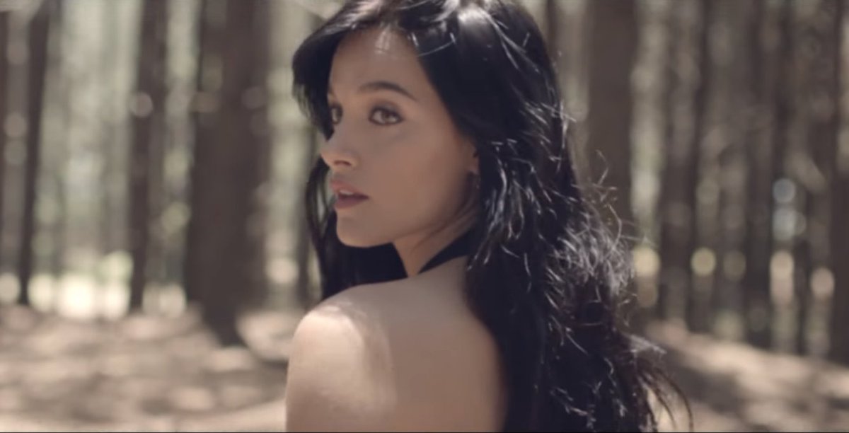 MTVLA's tweet photo. RT si vos también te morís por escuchar #StayOrRun de @orisabatini en vivo este sábado ♥♥ #OrianaEnMTVHits https://t.co/PHx6LYoSk2