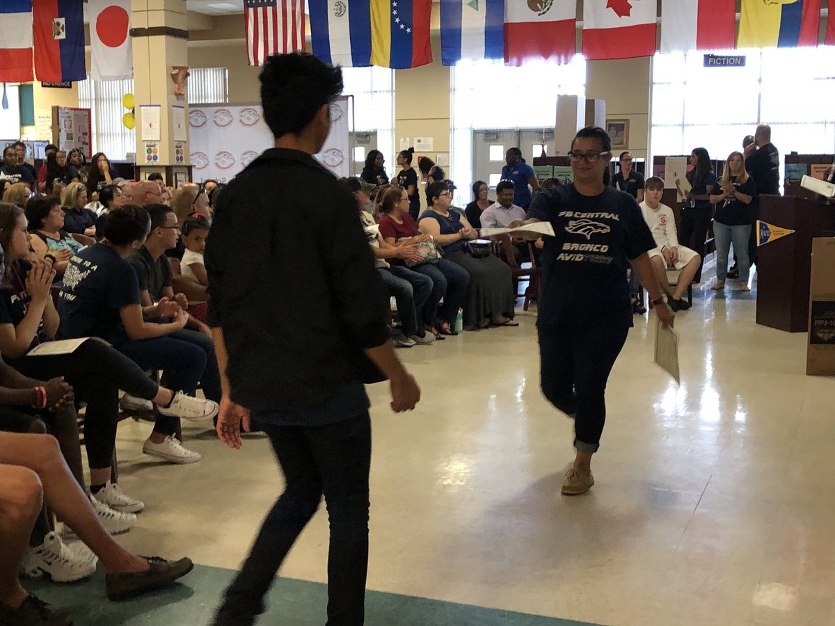 pbchsAVID's tweet image. Our 1st annual AVID Bronco Awards❗️🏆 @MsColleenCarney @PBCHS_Broncos @AVID4College #ThisIsAVIDPalmBeach #AvidAwarenessWeek