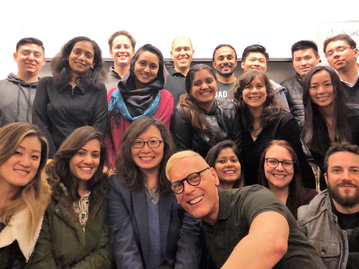 uwe_palm's tweet photo. Uwe and @SLawlerKennedy of @SAPAppHaus Palo Alto inspiring MBA students of Prof Leigh Jin's class during an evening lecture at @SFSU's College of Business with how we innovate at @SAP_designs. https://t.co/yd32RvkKqL
