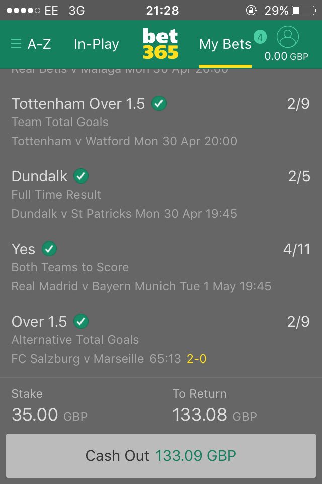 scottPhipps2's tweet photo. Was supposed to post this winning slip about an hour ago, but I had problems with my phone &amp; Twitter all of a sudden for quite a while. Anyway, we landed our 2.8/1 Tip of the Week. Hope some of you were on. Likes &amp; retweets appreciated 👊 https://t.co/5uEeux5Yx0
