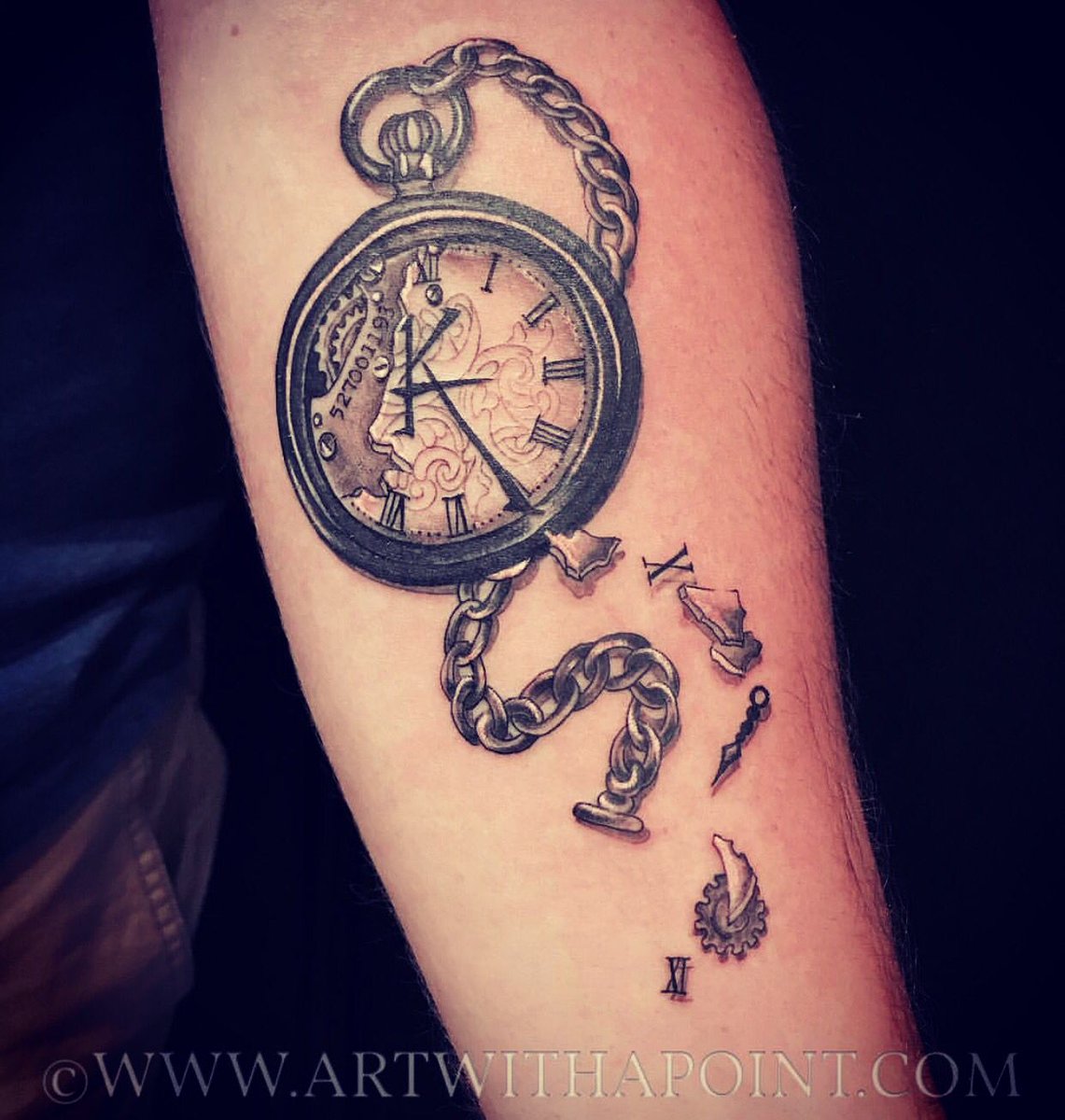 artwithapoint's tweet photo. TBT! https://t.co/ZPJQO1QuWi 
#pocketwatchtattoo #blackandgraytattoo #customtattoos #artwithapoint #uptowntattoos #minneapolistattoos #allarewelcomehere #beawesome https://t.co/7FJkgIidOT