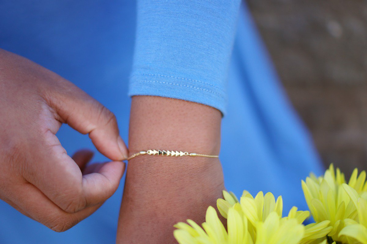 ClosetTweets's tweet photo. NEW #ONTHEBLOG --> Check out this stunning gold bracelet and other Mother's Day gift ideas from  @ThatsJared. #ad  #JaredTimelessMoments 
https://t.co/XDJ0au6jJk https://t.co/6DX3Ibbxi6