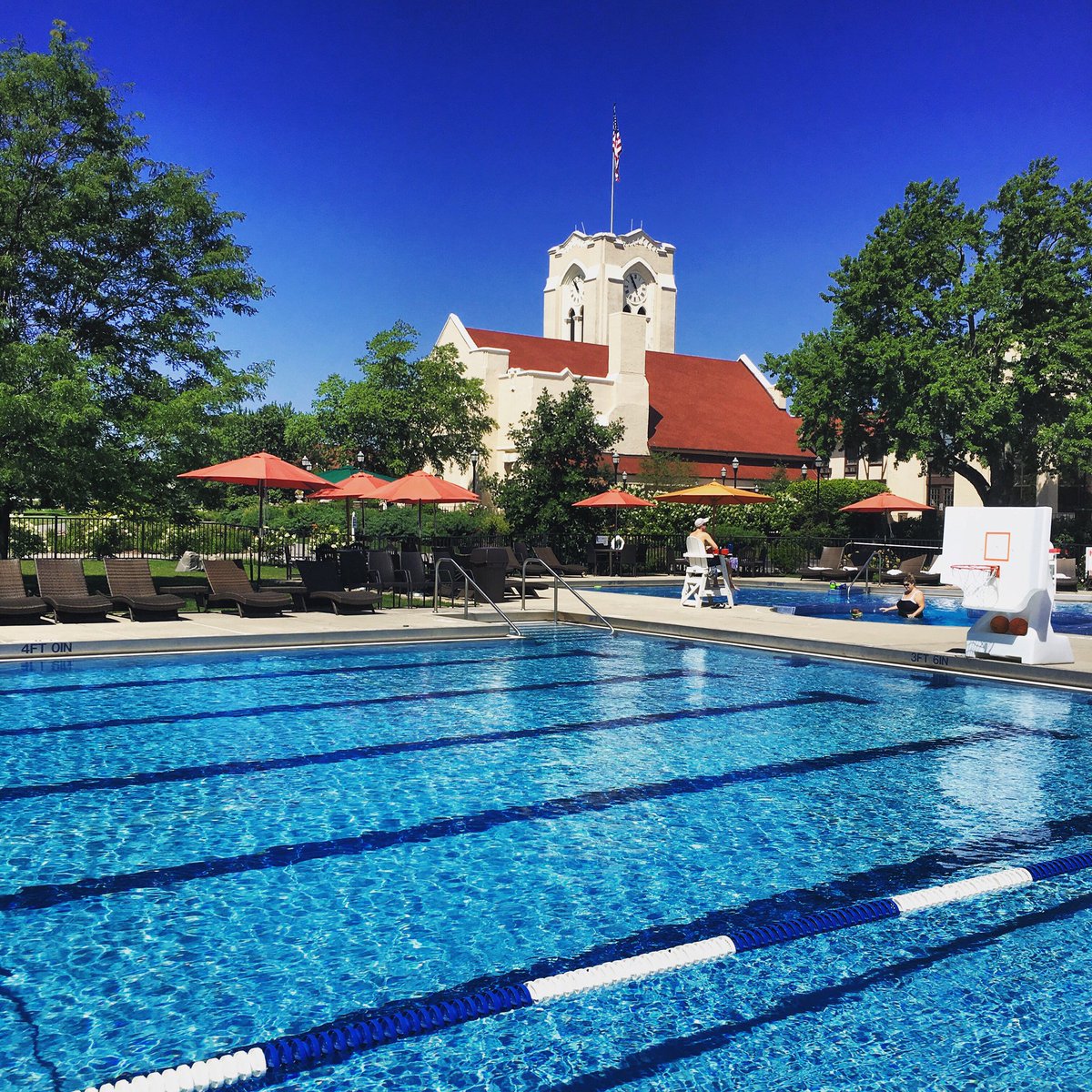 OFCC_1915's tweet photo. The recent warm weather (and the fact that it’s May!) has us thinking of last summer for today’s #tbt. Anyone else counting the days to Memorial Day? ☀️ Maybe @OFCCPool? #SummerIsBackAtOFCC #OFCCPool #OFCCCabana https://t.co/StGUukhkoH