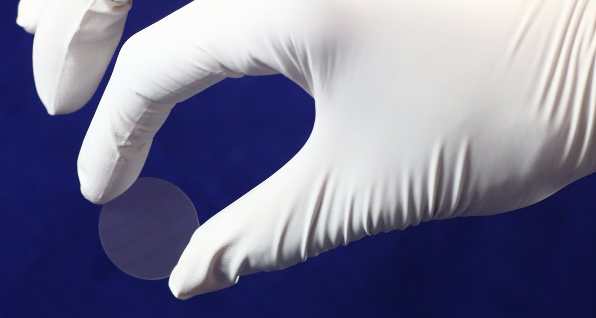 kymatech's tweet photo. The Kyma team is excited over the new 1-inch diameter round Ga2O3 substrates which finished being polished today - we got new pics and updated the product page as well.  #WBGS #UWBGS #Ga2O3 #galliumoxide #powerelectronics https://t.co/eXWJf83OgR https://t.co/8BYnHMyBMf