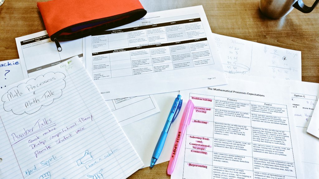 123WithMrC's tweet photo. Informative Math PLC session today at @HuntersGlenJPS. Some great #collaborative learning experiences with colleagues! #MathProcesses #MathTalk #SelfReflection @schan_tdsb @tdsb @LC3_TDSB https://t.co/wEdy1T2vkC