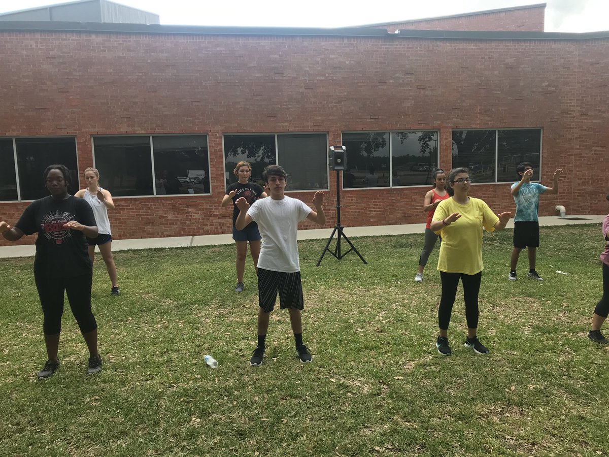 CCWildcatBand's tweet photo. Drum major auditions! #leadersoftomorrow #myarmsreallyhurt #WCLTS https://t.co/Z6KSrQvxjY