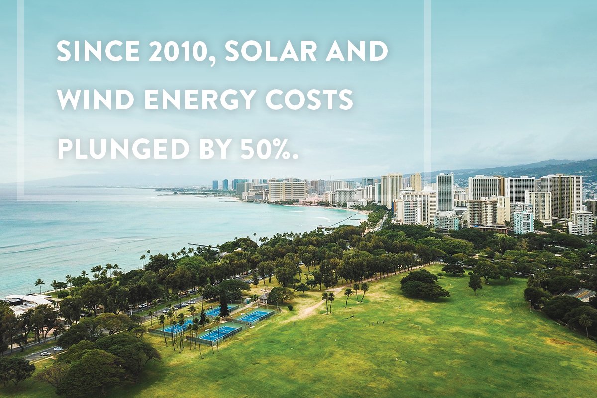 EmCollective's tweet photo. Thanks to plummeting costs of renewables, Hawai'i has been able to add 318 megawatts of renewable energy since 2010 – more than all previous years combined.
Read more at https://t.co/6Q58SMSMmL. #TranscendingOil @elementalexcel https://t.co/Ek9BfE3dvz