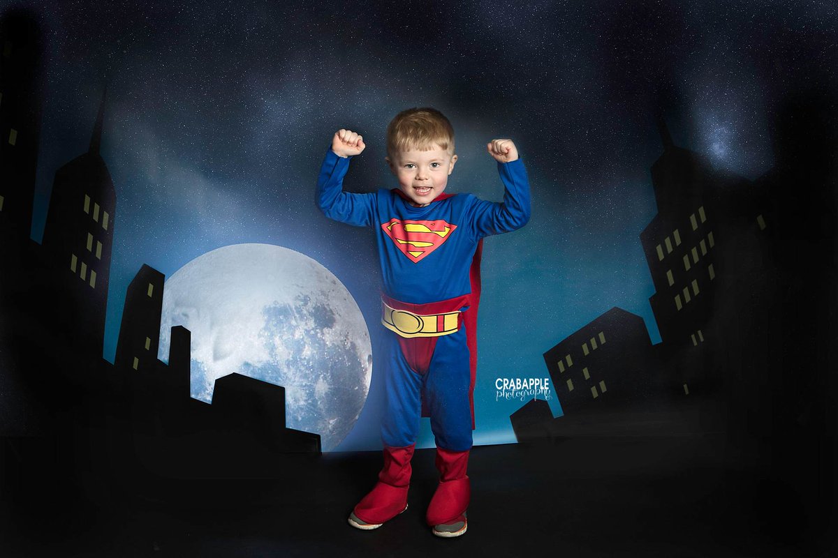 It's a bird ... it's a plane ... it's the 2 cutest & fierce superheroes around! 

#childhood #childhoodmagic #wonderwoman #superman #superheroes #kids #letthembelittle #funinthestudio #bostonchildphotographer #superkids #superpowers #siblings #supersiblings #superherokids #boston