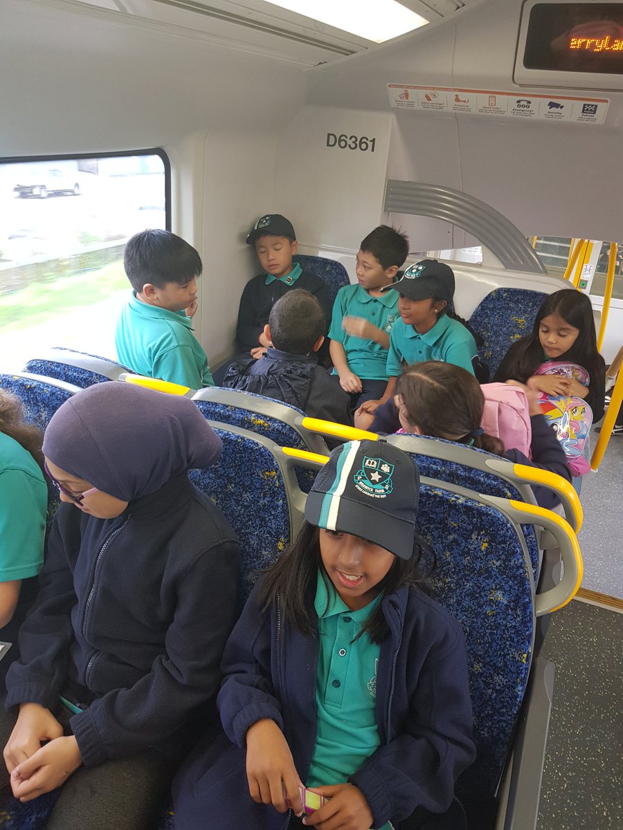 3S, 3/4M and 4/5C excited to head to the Sydney Writers Festival <a href="/MeganMc031996/">Megan McCabe</a> <a href="/Mel_Macmillan/">Melanie Macmillan</a> <a href="/WarwickFarmPS/">Warwick Farm PS</a>