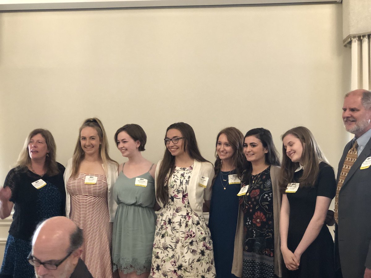 DelawarePress's tweet photo. We love celebrating student journalists! Here winners from @Padua_Academy #NetDE #DelPress https://t.co/2eQlvOA82p