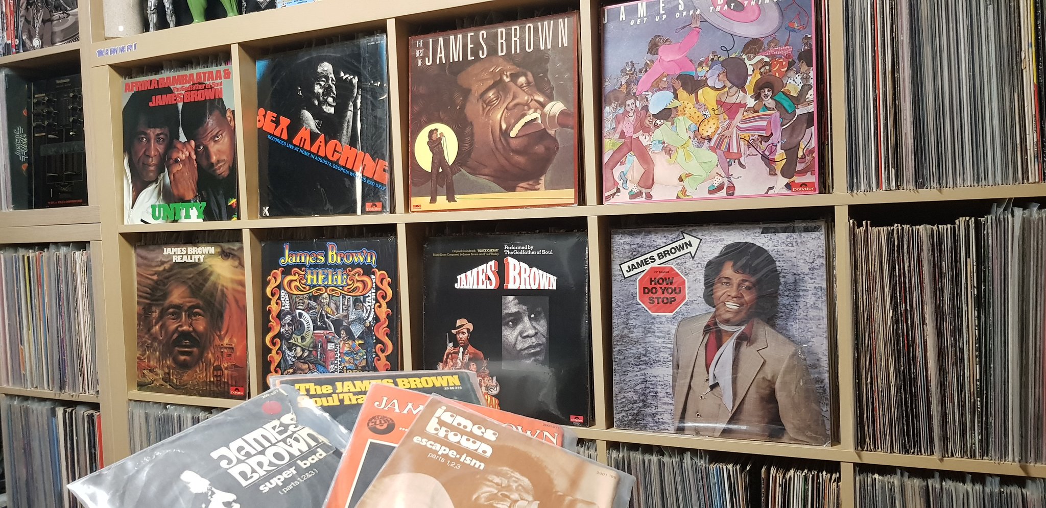 Happy BDay Mr Dynamite 
JAMES BROWN Thank you for you music    