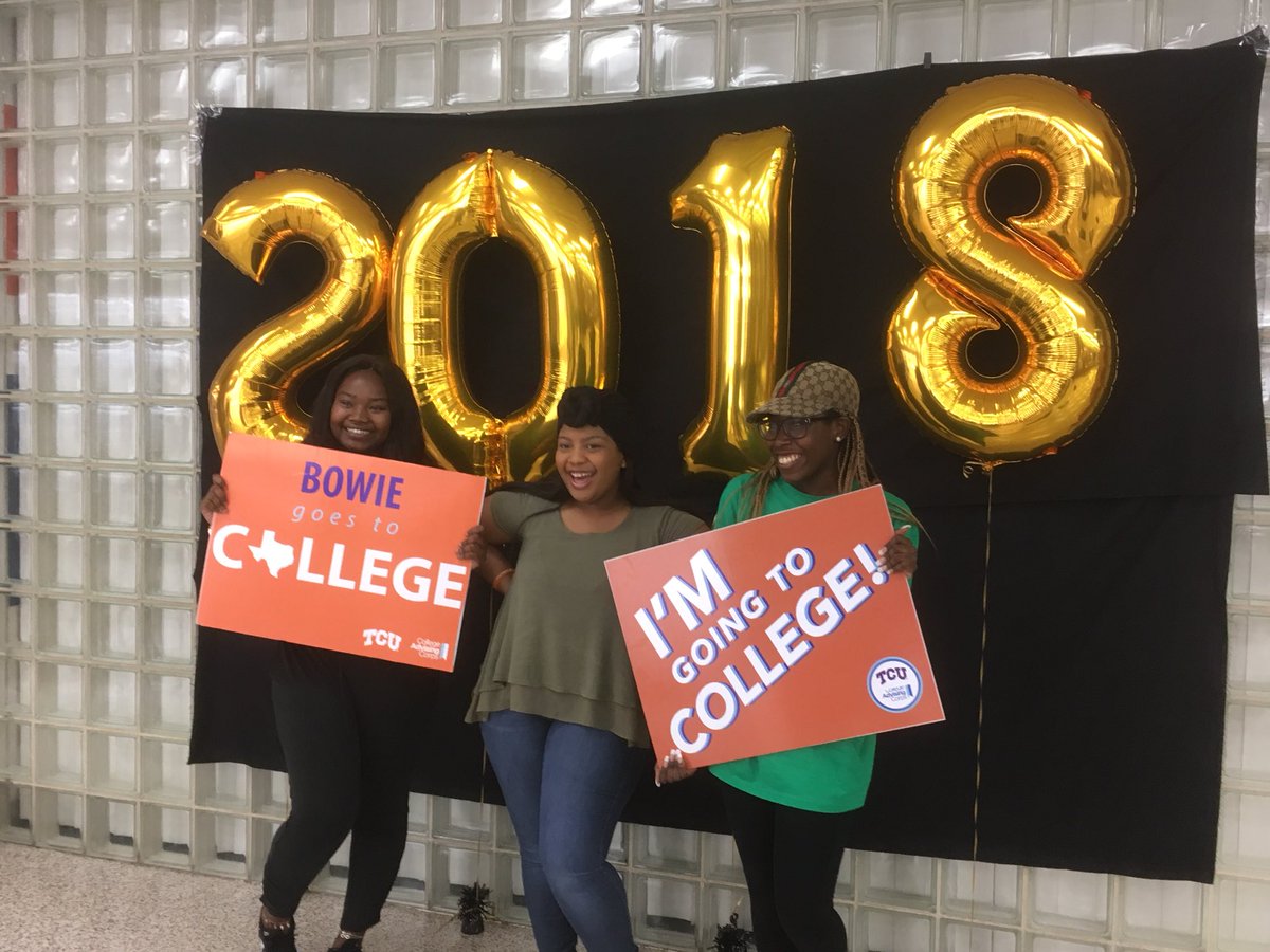 James Bowie HS AVID tweet media