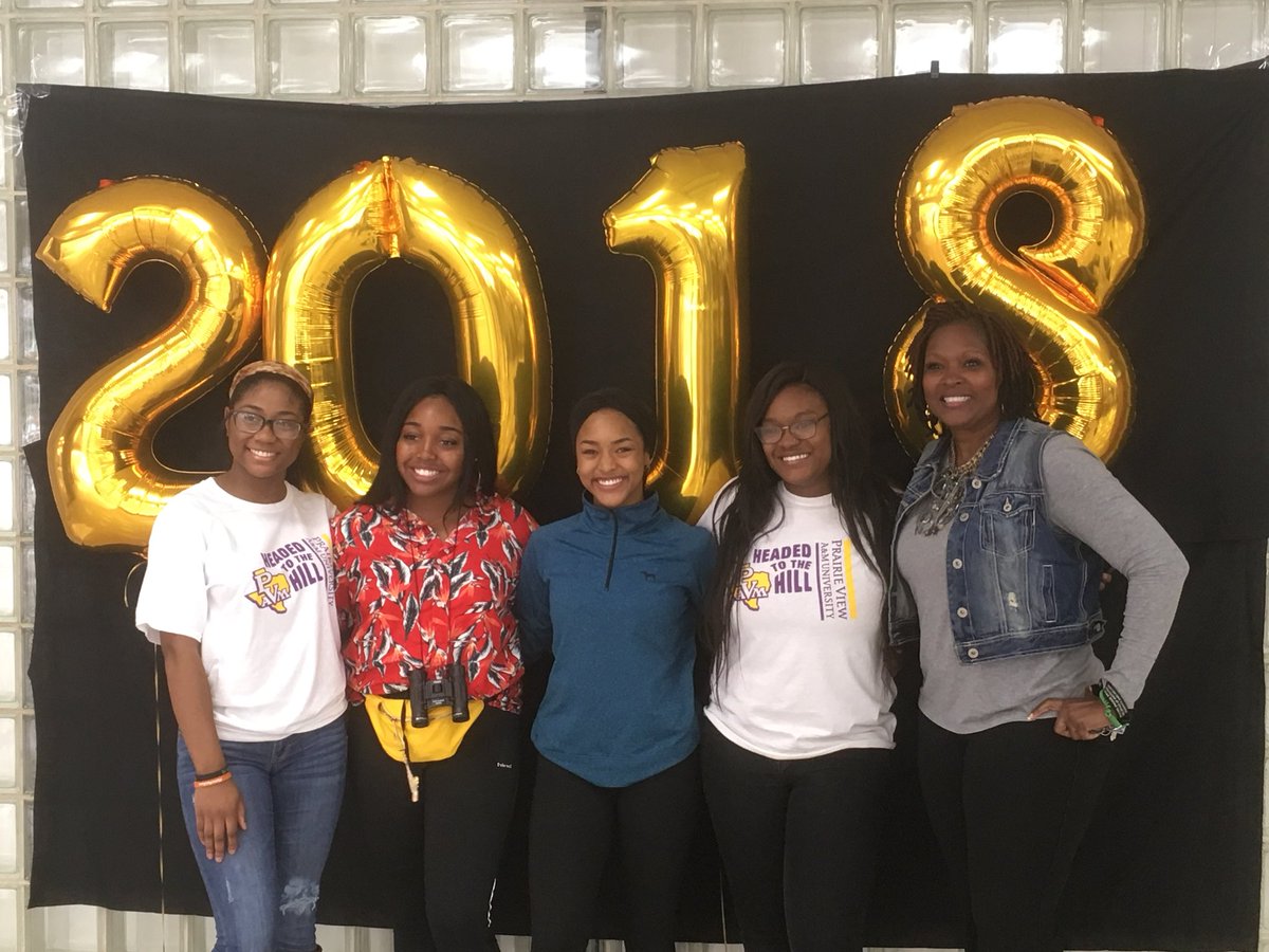 James Bowie HS AVID tweet media