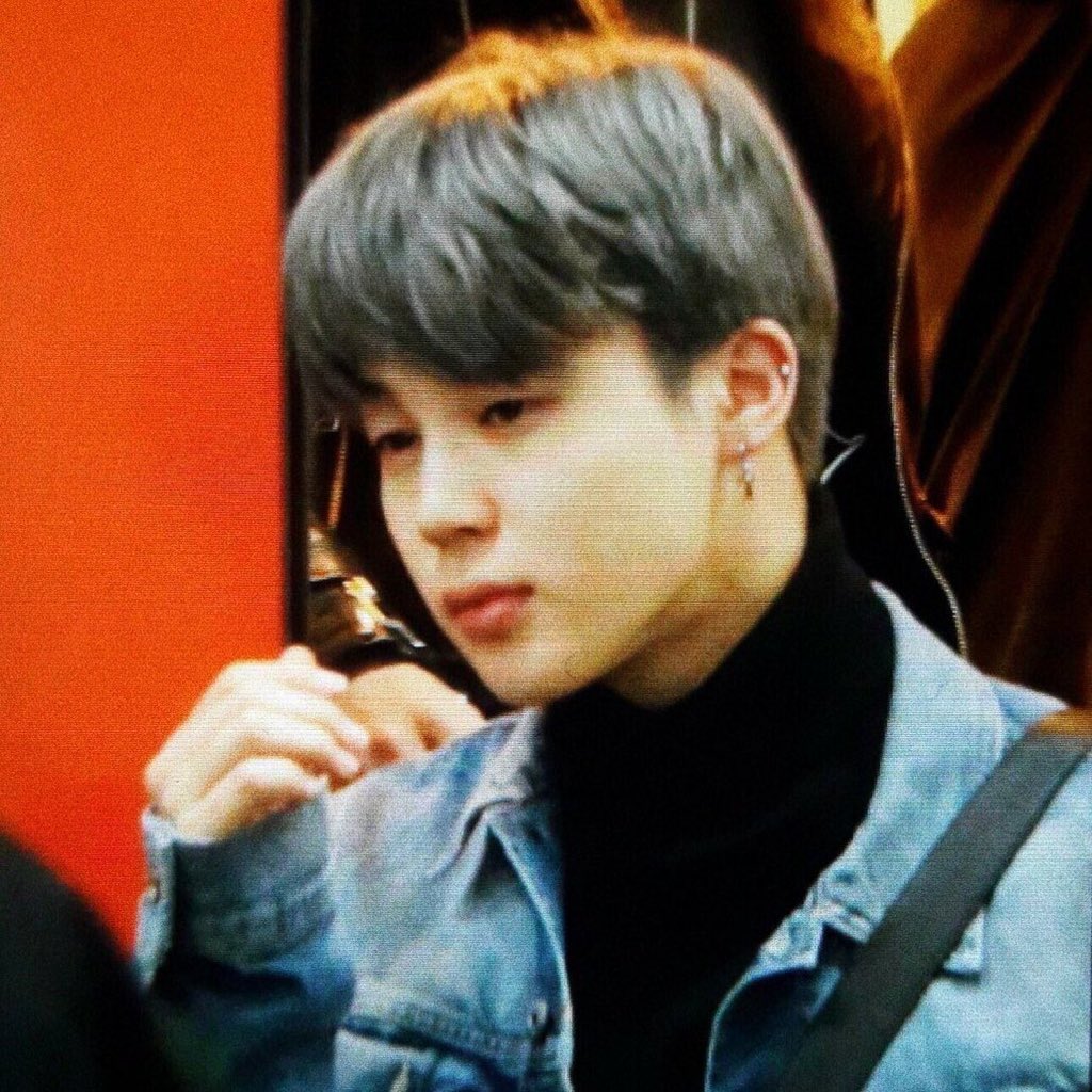 centralpjm's tweet photo. RT TO VOTE 

#PremiosMTVMiaw  #MTVBRKPOPBTS @BTS_twt https://t.co/W3BC29MHOH