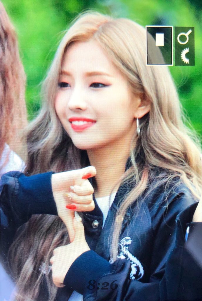 jeon soyeon pics on twitter 180504 a soyeon fansite just jeon soyeon pics on twitter 180504 a soyeon fansite just