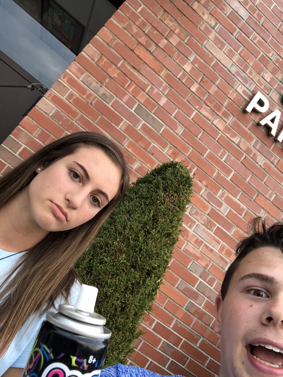 2018Elimination's tweet photo. Evan McWilliams eliminates Francesca Giacobbe!!! And then there were 8😈 https://t.co/aFzouiswlL