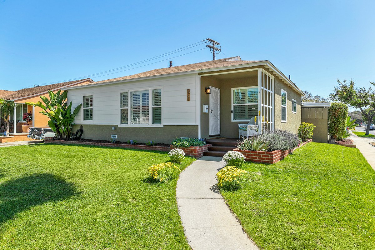 andersonreg's tweet photo. JUST LISTED!!!
2702 Harvey Way, Lakewood, CA 90712
Call For More Info: 800 784 2616
#AndersonREG #amenities #laminatewoodfloors #openfloorplan #woodcabinets #quartzcounters #stainlesssteelappliances #expansivebackyard #Lakewood #justlisted https://t.co/bpH8wAUyy4