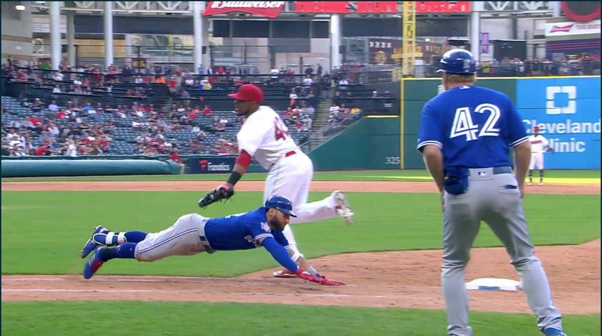 Oh Snap! That must be frustrating for Cleveland fans to watch.
#BlueJays