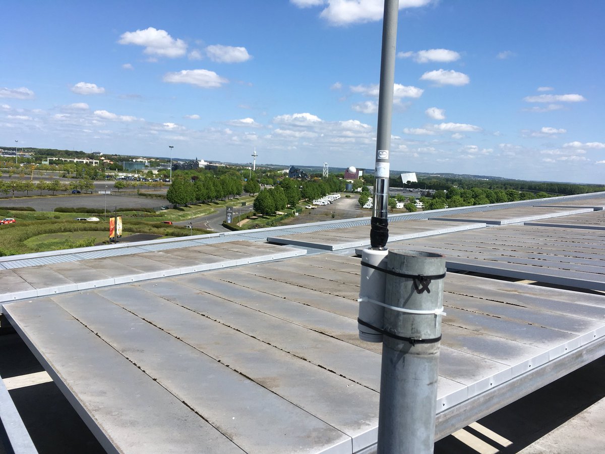 ch_2i's tweet photo. Extending @thethingsntwrk coverage to @futuroscope technopole area with @LORIX_One gateway and 
@geolinkx private network, @LoRaAlliance @reseauSPN 
#wildlife, #IoT, #smartcity at @Grand_Poitiers https://t.co/EnXeK9PCnb