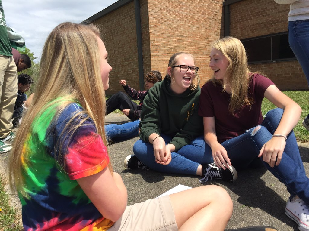 ms_vanbuskirk's tweet photo. My students had such fun learning Spanish tic tac to with the Spanish teacher for World Language week! What a great group I have! I’ll hate to part with them in a couple of weeks!! 👩🏼‍🏫😎📓 https://t.co/7u41d1EZ6X