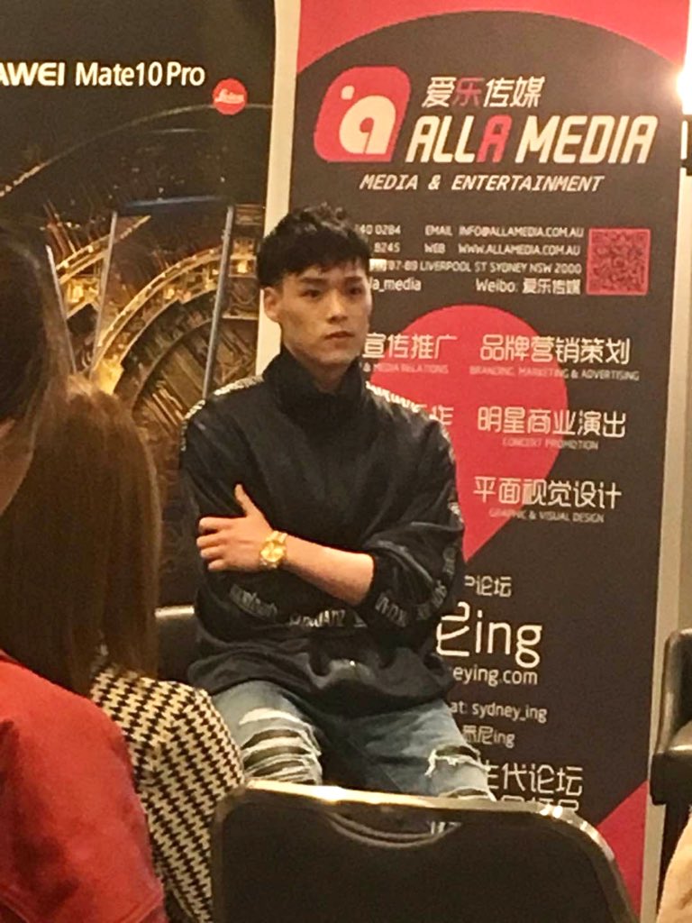 dyl19950122's tweet photo. 180504
Sorry about the quality of pic.
It is a little bit far away and I use phone to take photos👀
#董又霖 #Jeffery #Jeffrey #IdolProducer #偶像練習生 #偶像练习生 https://t.co/xc7xx9eUtM