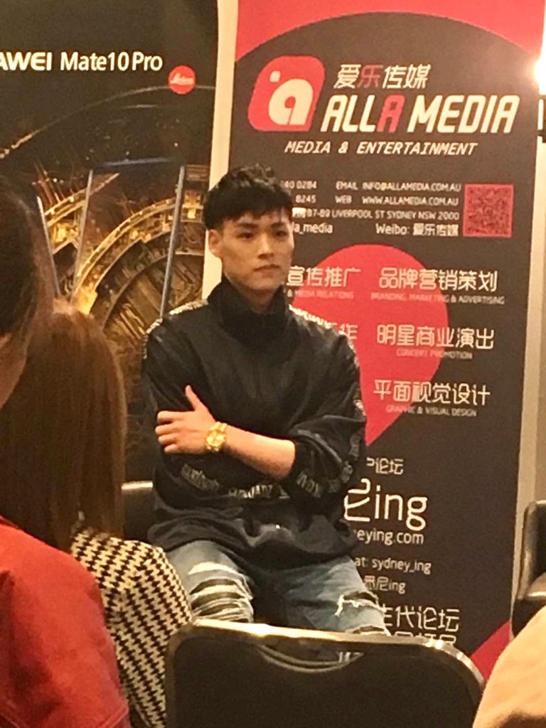 dyl19950122's tweet photo. 180504
Sorry about the quality of pic.
It is a little bit far away and I use phone to take photos👀
#董又霖 #Jeffery #Jeffrey #IdolProducer #偶像練習生 #偶像练习生 https://t.co/xc7xx9eUtM