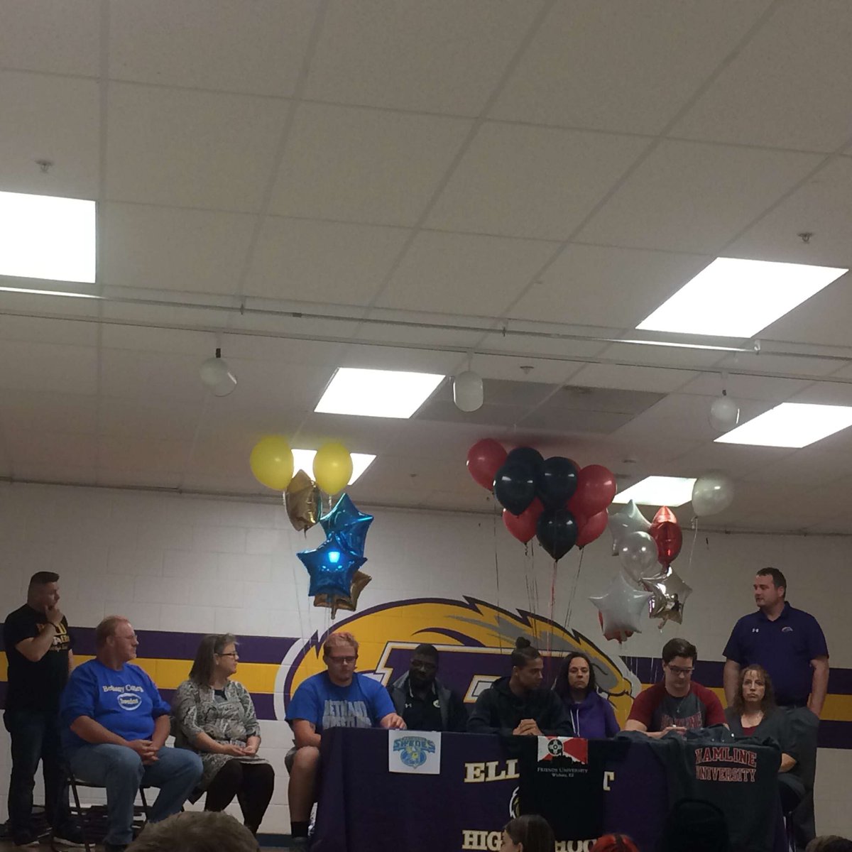 Truly an honor to have played with these dudes for so long. It’s always been a dream to play college ball and now I’m proud to say I’m apart of the 3% of athletes that go on to the next level. Thank you @carterdrafts and <a href="/CoachPHubbard/">Paul Hubbard</a> for the opportunity to play #goswedes